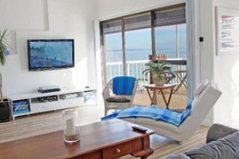 Waterfront Port Noarlunga - Geraldton Accommodation 5