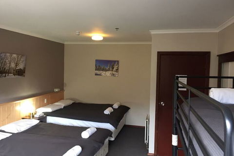 Winterhaus Lodge - Geraldton Accommodation 6