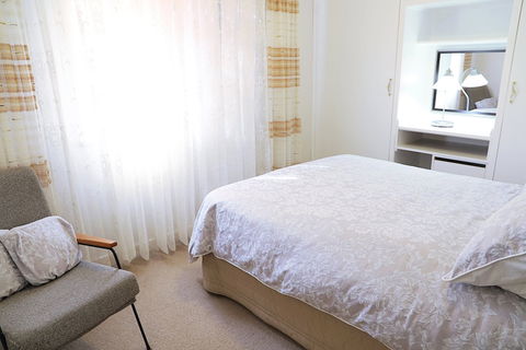 Capon Cottage - Geraldton Accommodation 4