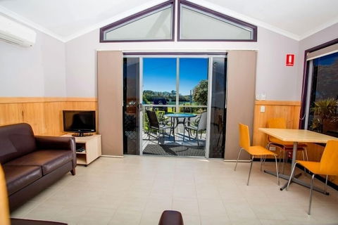 Reflections Holiday Parks Massy Greene - Geraldton Accommodation 5