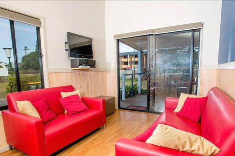 Reflections Holiday Parks Hawks Nest - Geraldton Accommodation 6