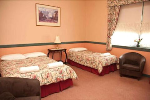 Imperial - Geraldton Accommodation 4