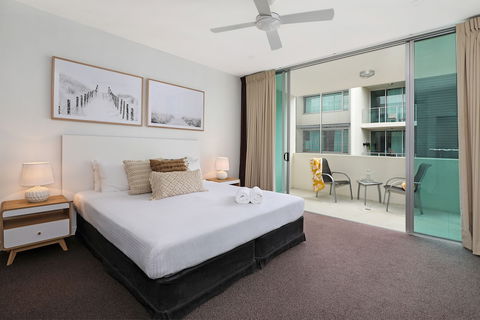 Element On Coolum Beach - Geraldton Accommodation 3