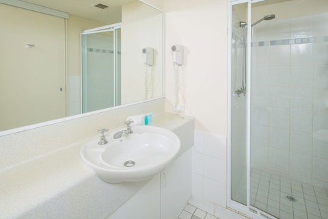 Miami Beachside Holiday Apartments - Geraldton Accommodation 5