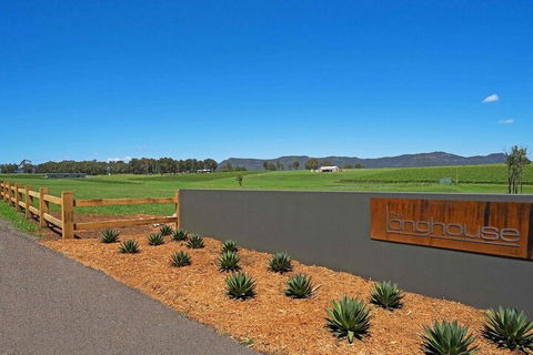 The Longhouse Suite 2 - Geraldton Accommodation 2