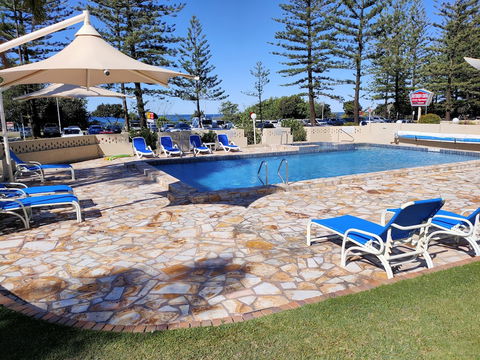 Southern Cross Beachfront Holiday Apartments - Geraldton Accommodation 4