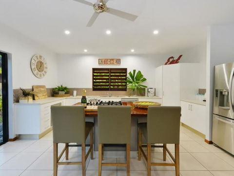 8 At Sands - Geraldton Accommodation 3