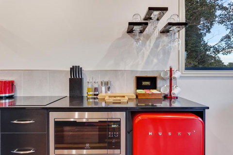 Serenity At Ravensbourne Escape - Geraldton Accommodation 4