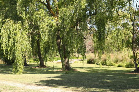 Little Lake Cottage - Geraldton Accommodation 1