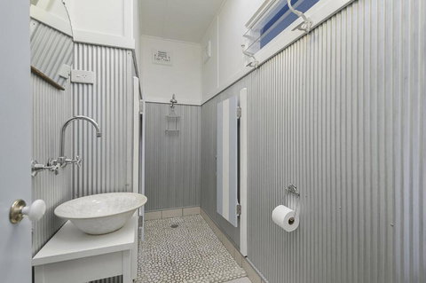 Longboard 1 Hill Street - Geraldton Accommodation 5