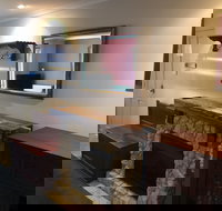 Whistler 3 - Geraldton Accommodation