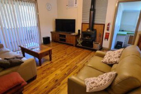 Didgy Ridge - Geraldton Accommodation 0