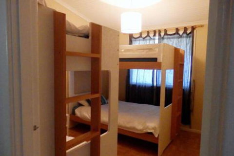 Driftwood On Dover - Geraldton Accommodation 7