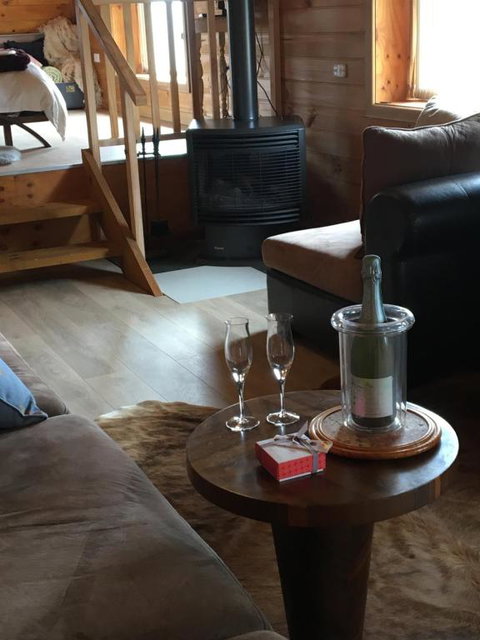 Springmead Rustic Cabin - Geraldton Accommodation 1