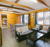 Wonboyn Cabins  Caravan Park - Geraldton Accommodation