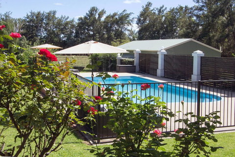 Mudgee Country Grandeur Home - Geraldton Accommodation 5