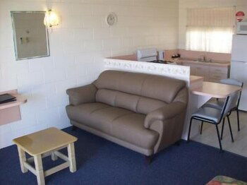 Black Swan Motor Inn - Geraldton Accommodation 6