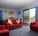 Anchorage 7 Beautifully Renovated Close to Rockpool - Geraldton Accommodation