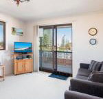 Seabreeze 4 Opposite Bowling Club - Geraldton Accommodation