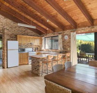 75 River Rd Tabourie Hideaway - Geraldton Accommodation