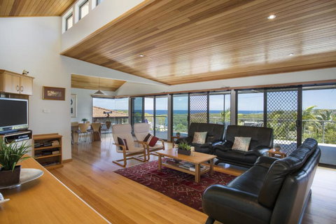 Elevated Views At Burrill Lake 17 Canberra Cres - Geraldton Accommodation 6