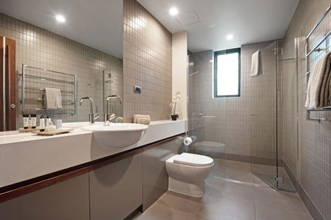 Yacht Club Villa 33 Serenity 4 Bedroom 4 Bathroom House Ocean Views 2 Buggies - Geraldton Accommodation 2