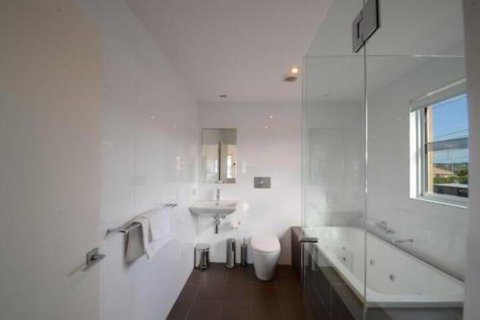 Dream Catcher Beach House Shellharbour - Geraldton Accommodation 2