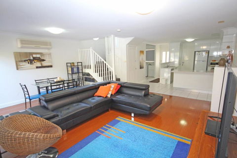 Paradise Waters No. 19 - Geraldton Accommodation 6