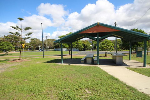 Paradise Waters No. 19 - Geraldton Accommodation 4