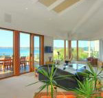 BEDARRA MOLLYMOOK BEACH - Geraldton Accommodation