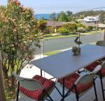 Seaview 48 MOLLYMOOK - Geraldton Accommodation