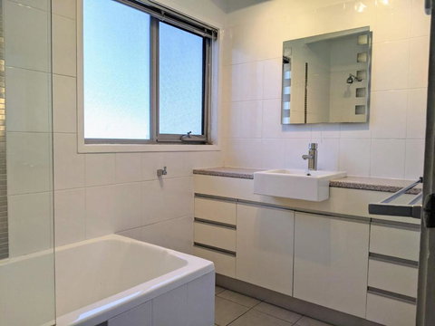 The Lake House Lake Conjola - Geraldton Accommodation 5