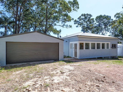 Perfect Seclusion Top Level Only - Geraldton Accommodation 5