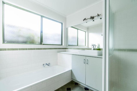 RIPPLE DREAM INVERLOCH - Geraldton Accommodation 4