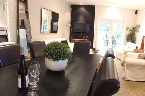 YSG The Edward Townhouses 155 & 157 Steps To Town - Geraldton Accommodation 2