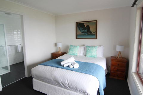 DOLPHIN LOOKOUT COTTAGE Amazing Views Of The Bay Of Fires - Geraldton Accommodation 2