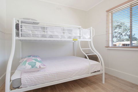 The Fishermans Cottage - Geraldton Accommodation 7