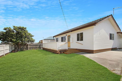 The Fishermans Cottage - Geraldton Accommodation 2