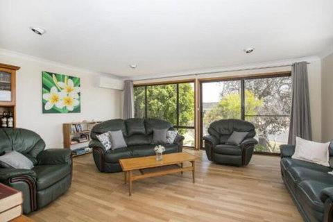 Deering 106 ULLADULLA - Geraldton Accommodation 6