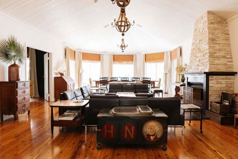 Corunna Station Country House - Geraldton Accommodation 4