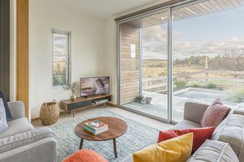 Lightshift Clunes - Geraldton Accommodation 0