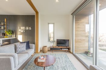 Lightshift Clunes - Geraldton Accommodation 5