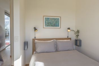 Lightshift Clunes - Geraldton Accommodation 4