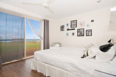 La Plage - Geraldton Accommodation 3