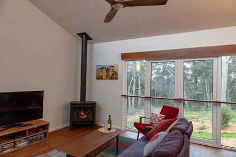 Ducknow On Braeside - Geraldton Accommodation 5