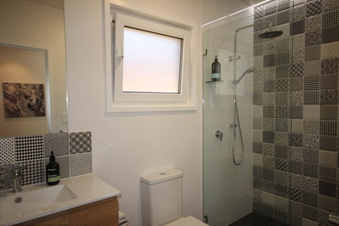 Ducknow On Braeside - Geraldton Accommodation 2