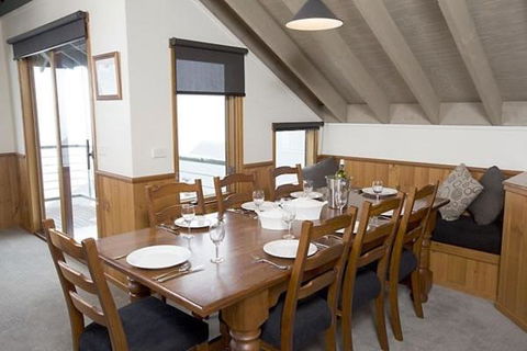 Eagles Nest - Geraldton Accommodation 4