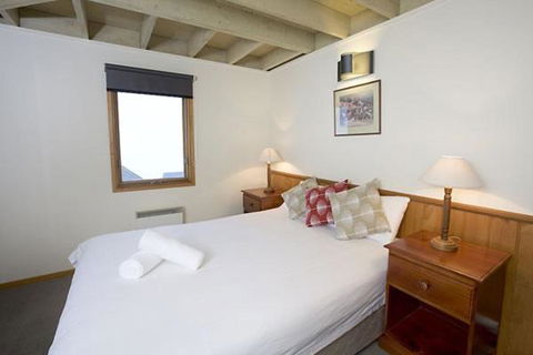 Eagles Nest - Geraldton Accommodation 6