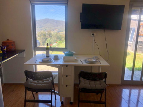 Velikaâ€™ - Geraldton Accommodation 5