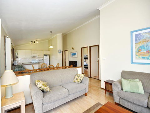 Pet Friendly On Pelican Close To Myall River - Geraldton Accommodation 6